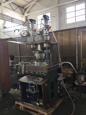 TIANHE 23 estações Double Layer Candy / Sugar Rotary Tablet Press Machine fornecedor