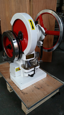 TIANHE TDP-1.5T Máquina de Prensa de Comprimidos de Punção Única 3600 comprimidos por hora fornecedor