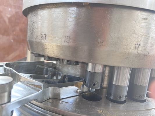 TIANHE Single Layer Double Layer Automatic Tablet Press Machine POLO Tablet de Leite de Doces fornecedor
