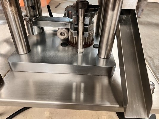 TIANHE Biotech Round Oblong Punch Mold Automático Tablet Press Machine Diâmetro do tablet 20mm fornecedor