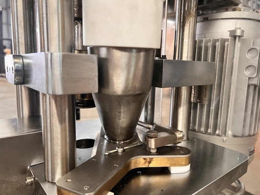 TIANHE Biotech Round Oblong Punch Mold Automático Tablet Press Machine Diâmetro do tablet 20mm fornecedor