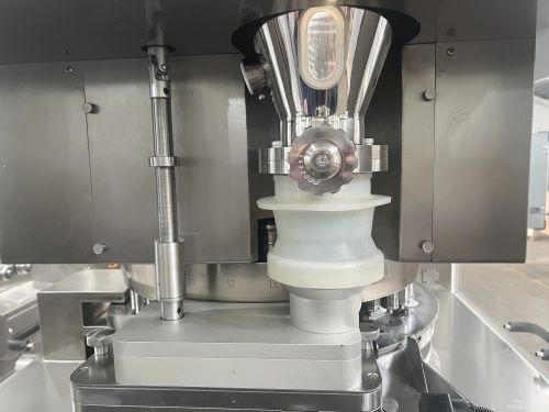 TIANHE ZP31D 25mm Farmacêutica, Cuidados de Saúde Máquina Automática de Compressão de Comprimidos fornecedor