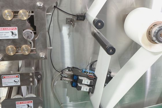 TIANHE Máquina de embalagem automática de papel duplo de alumínio para cápsulas de doces fornecedor