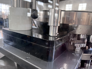 TIANHE 200KN Máquina de prensagem de comprimidos rotativos multifuncional fornecedor